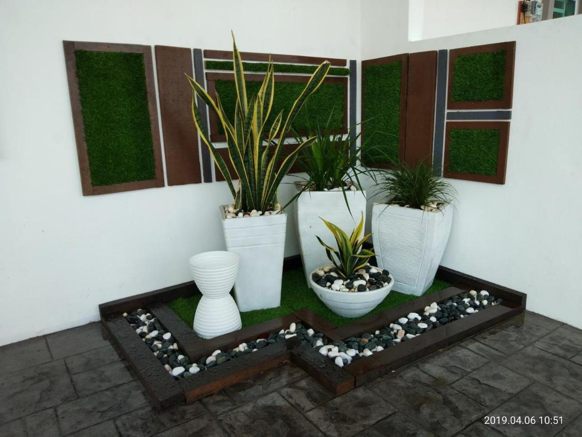 Embon Padang Serai